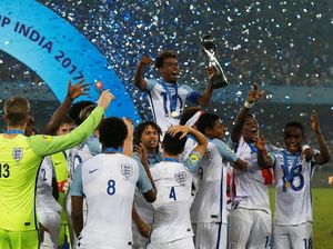 Conte Prediksikan Masa Depan Cerah untuk Sepakbola Inggris