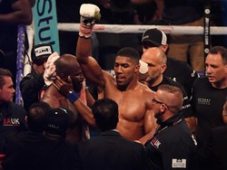 Pesan Ibrahimovic yang Mengantar Anthony Joshua Jadi Juara Dunia
