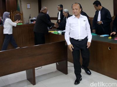 Sekjen Kemendes Bersaksi di Sidang Suap Opini WTP