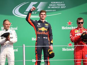 Verstappen Menang, Hamilton Pastikan Gelar Juara Dunia Verstappen Menang, Hamilton Pastikan Gelar Juara Dunia