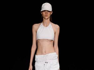 5 Model Cantik yang Meninggal Tragis karena Tekanan Profesi