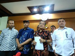 Dikonfrontir dengan Akbar Faisal, Admin Suaranews Minta Maaf