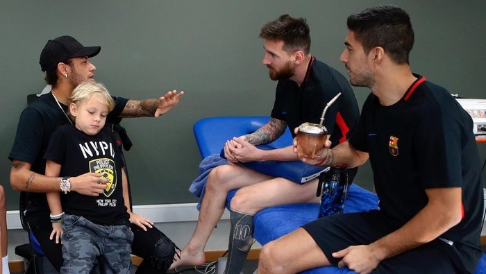 Reuni Trio MSN di Ruang Fisioterapi Barcelona