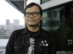 Nggak Cuma Sosialita, Komika Juga Punya Geng Eksis yang Multiguna