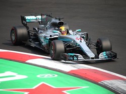 Hamilton Tercepat dan Bikin Rekor Baru