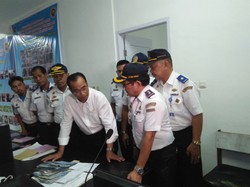 Menhub Minta Jembatan Timbang di Maros Sulsel Jadi Percontohan