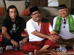 OST Si Doel the Movie Dibawakan Wizzy dan Armada