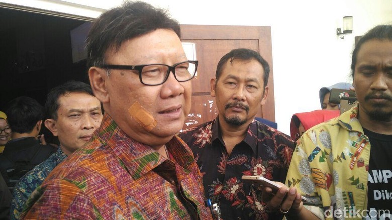 Mendagri: Banyak TKI Belum Miliki Kartu Identitas Mendagri: Banyak TKI Belum Miliki Kartu Identitas