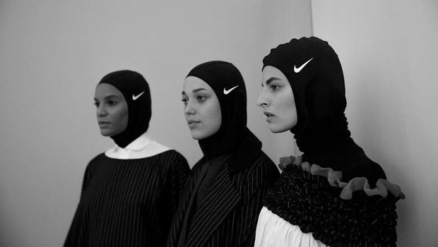 Pertama Kali, Nike Tampilkan Hijab di Fashion Show Dubai