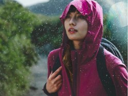 Tetap Stylish di Musim Hujan dengan BLOCKTECH UNIQLO