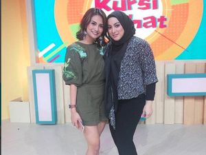 Indahnya Momen Jane Shalimar dan Vanessa Angel Berpelukan Indahnya Momen Jane Shalimar dan Vanessa Angel Berpelukan