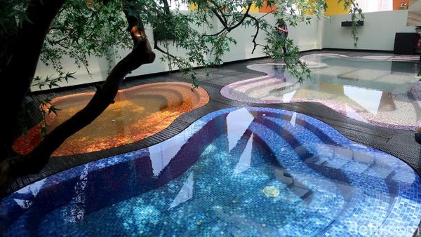 Begini Potret Bagian Dalam Alexis, Penasaran?