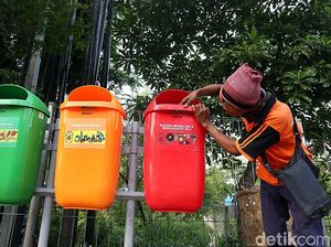 Dinas LH DKI Harap Peserta Reuni 212 Tertib Kumpulkan Sampah
