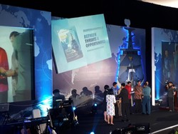 Pangarmabar TNI Luncurkan Buku Ancaman dan Peluang Poros Maritim