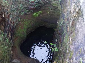 Mitos Air Sumur di Maluku yang Bikin Awet Muda