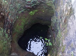 Mitos Air Sumur di Maluku yang Bikin Awet Muda