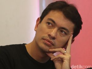 Profil Rian Ernest yang Mundur dari PSI: Eks Staf Ahok hingga Caleg DPR Profil Rian Ernest yang Mundur dari PSI: Eks Staf Ahok hingga Caleg DPR