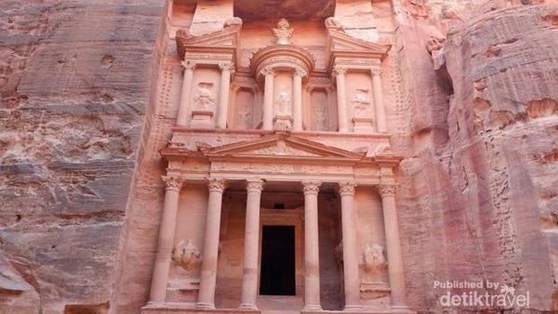 Kota Petra di Yordania