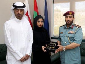 Cerita Heroik Hijabers yang Selamatkan Supir Truk dari Api Pakai Abaya