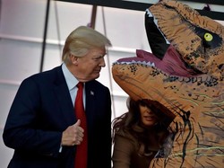 Serunya Halloween di Hollywood, Ada yang Berkostum Donald Trump