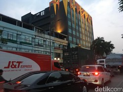 Seluruh Plang Ditutup, Hotel Alexis Kini Sepi