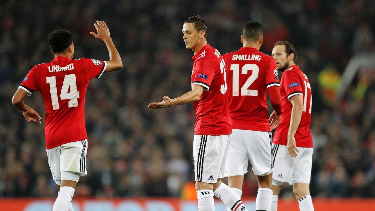 Manchester United akan tandang ke markas Sevilla di leg pertama babak 16 besar Liga Champions (Foto: Darren Staples/Reuters)
