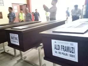 Sami Korban Ledakan Pabrik Kembang Api Tewas, Total Jadi 49 Orang Sami Korban Ledakan Pabrik Kembang Api Tewas, Total Jadi 49 Orang