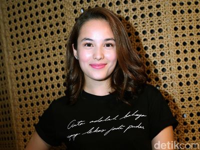 Senyuman Chelsea Islan, Manohara Makin Seksi