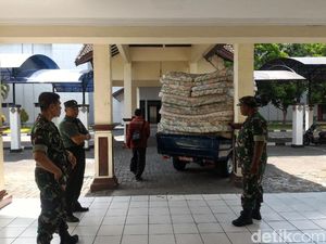 Asrama Haji Tambah Tempat Tidur untuk Relawan Jokowi