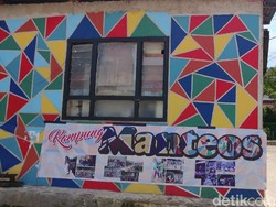 Menengok Kampung Seribu Tangga Manteos di Dago Bandung