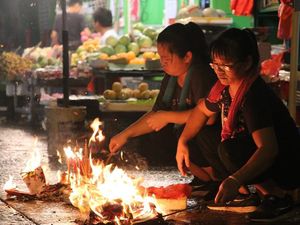 14 Pantangan dalam Festival Hantu Lapar di Hong Kong 14 Pantangan dalam Festival Hantu Lapar di Hong Kong