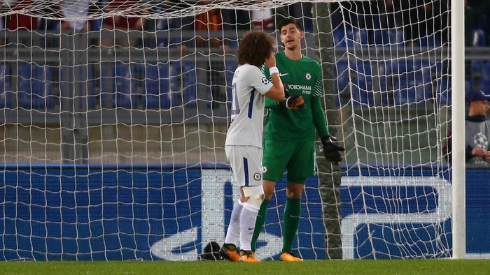 Courtois Kritik Mentalitas Chelsea