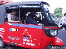 Ini Angling, Bajaj Ramah Lingkungan di Blitar Siap Antar Penumpang