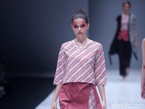 Foto: 12 Koleksi Batik Modern dari Pop.U by Populo Batik