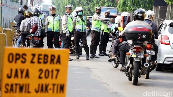 Sejumlah Pemotor Terjaring Operasi Zebra di Jaktim