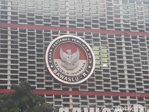 Bawaslu Panggil Hary Tanoe Klarifikasi Iklan Kampanye Bawaslu Panggil Hary Tanoe Klarifikasi Iklan Kampanye