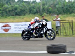 Serunya Drag Race Moge
