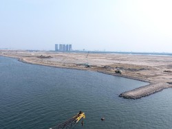 Tarik Raperda Reklamasi, Anies-Sandi Ingin Tahu Dampak Sosial