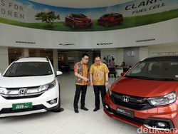 Industri Ritel Megap-megap, Penjualan Mobil di Surabaya Masih Oke