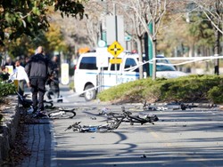 Saksi Mata Serangan Truk di New York: Darah di Mana-mana