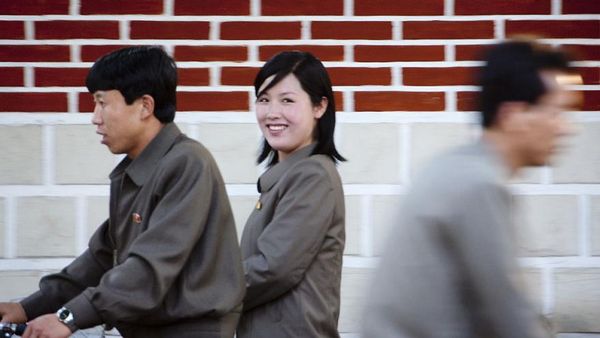 Potret Humanis Rakyat Korut yang Ternyata Penuh Senyuman