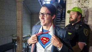 Foto: Tampannya Justin Trudeau Saat Jadi Clark Kent Buat Wanita Meleleh
