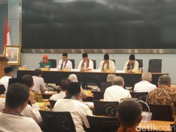 Anies-Sandi Pimpin Rapat Tertutup Bahas BUMD