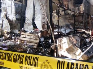 8 Kios dan 11 Los Pasar Jepara II Terbakar, Polisi Usut Sumber Api