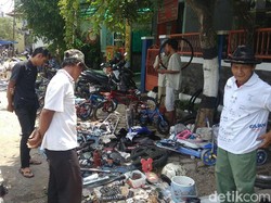 Melihat Pasar Rongsokan di Kutoarjo-Purworejo