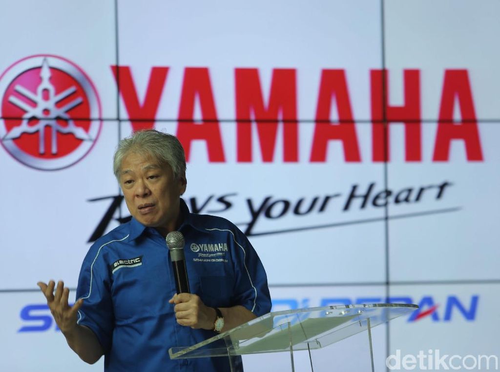 Honda Mulai Jual PCX Hybrid dan Listrik, Ini Kata Yamaha Honda Mulai Jual PCX Hybrid dan Listrik, Ini Kata Yamaha