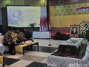 Yohana Yembise: Sri Redjeki Berkontribusi Besar untuk Bangsa Yohana Yembise: Sri Redjeki Berkontribusi Besar untuk Bangsa