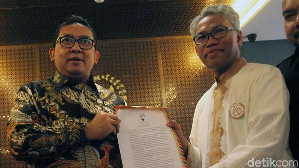 Jelang Vonis, Buni Yani Temui Fadli Zon