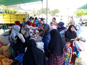 Ribuan Warga Padati Pasar Murah Pangkalpinang