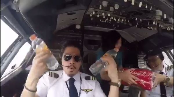 Ini Pilot Bambang dan Yves yang Viral Gara-gara Video Pantun